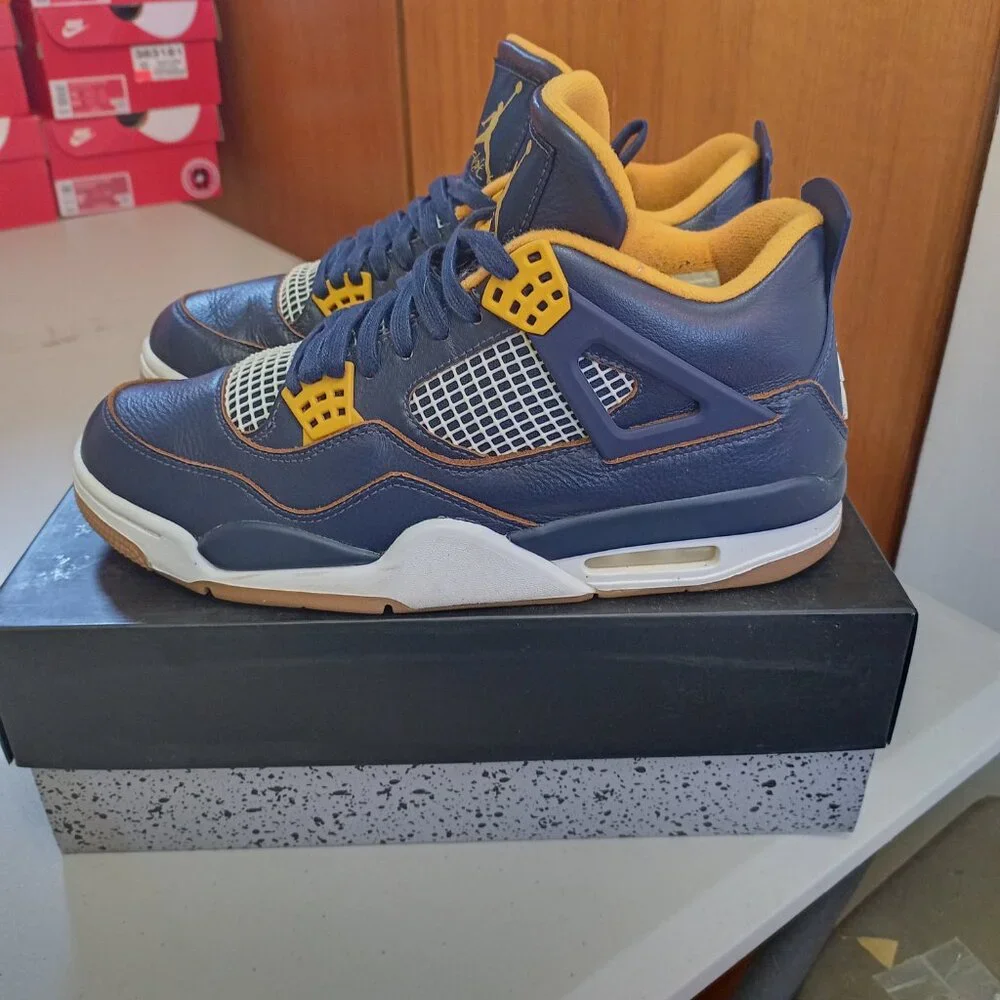 Size 10.5 - Air Jordan 4 Retro Dunk From Above OG box excellent condition - Picture 8 of 13